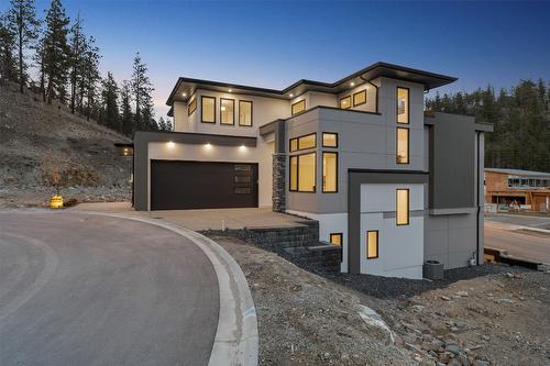 3462 Hilltown Close, Kelowna, BC - Outdoor