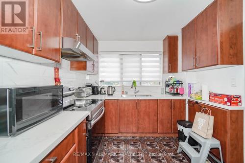 2 - 353 Driftwood Avenue, Toronto W05, ON - Indoor Photo Showing Kitchen