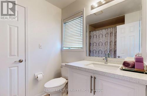 14 Clyde Road, Brampton, ON - Indoor Photo Showing Bathroom