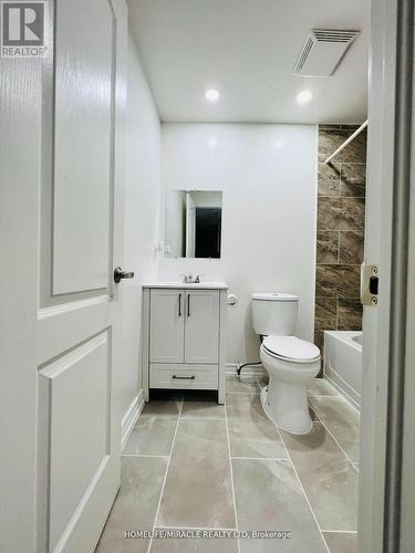11 - 50 Blackwell Avenue, Toronto, ON - Indoor Photo Showing Bathroom