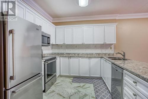 9 - 1111 Wilson Road N, Oshawa (Pinecrest), ON - Indoor Photo Showing Kitchen With Double Sink