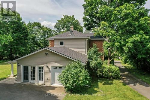 6 Rolliston Street, Smith-Ennismore-Lakefield (Lakefield), ON - Outdoor