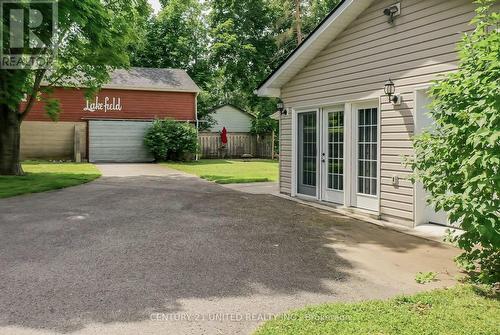 6 Rolliston Street, Smith-Ennismore-Lakefield (Lakefield), ON - Outdoor