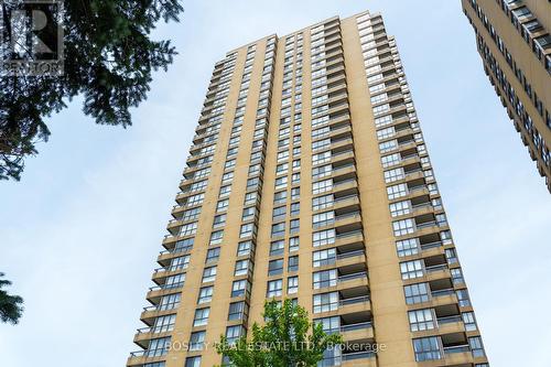 501 - 3 Concorde Place, Toronto, ON - Outdoor With Balcony With Facade