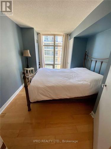 612 - 10 Navy Wharf Court, Toronto, ON - Indoor Photo Showing Bedroom