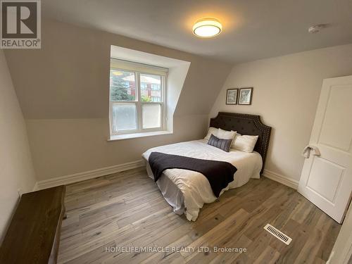 1297 Davenport Road, Toronto W02, ON - Indoor Photo Showing Bedroom