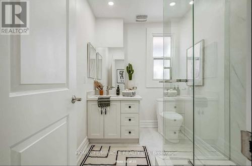 1297 Davenport Road, Toronto, ON - Indoor Photo Showing Bathroom