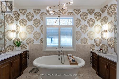 39 - 1515 Shore Road, London, ON - Indoor Photo Showing Bathroom