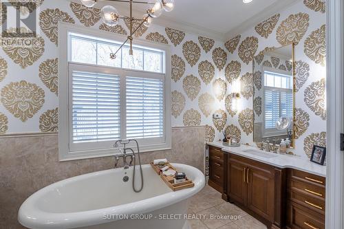 39 - 1515 Shore Road, London, ON - Indoor Photo Showing Bathroom