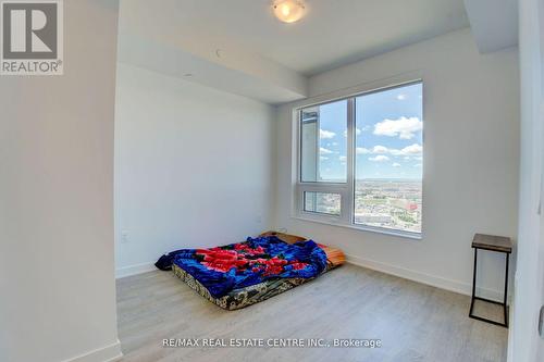 2110 - 4655 Metcalfe Avenue, Mississauga, ON - Indoor Photo Showing Bedroom