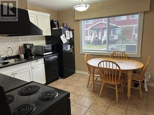 1716 Willowbrook Crescent Unit# 210, Dawson Creek, BC - Indoor