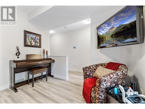 170 Celano Crescent Unit# 21, Kelowna, BC - Indoor Photo Showing Other Room