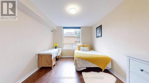 310 - 88 Grandview Way, Toronto (Willowdale East), ON - Indoor Photo Showing Bedroom