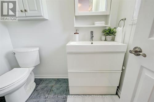 241 Boston Avenue, Toronto, ON - Indoor Photo Showing Bathroom