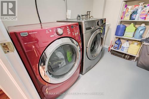 241 Boston Avenue, Toronto, ON - Indoor Photo Showing Laundry Room