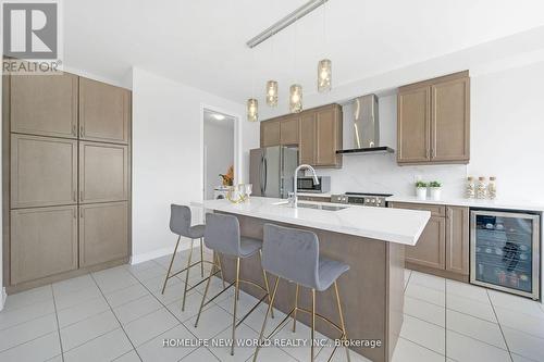 101 Bremner Street, Whitby (Rolling Acres), ON - Indoor Photo Showing Kitchen With Upgraded Kitchen