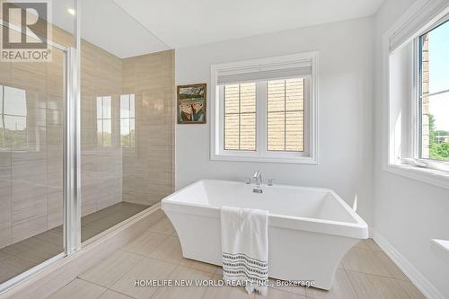 101 Bremner Street, Whitby (Rolling Acres), ON - Indoor Photo Showing Bathroom