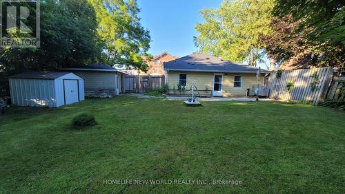 90 High Street, Georgina (Sutton & Jackson'S Point), ON - Outdoor With Backyard