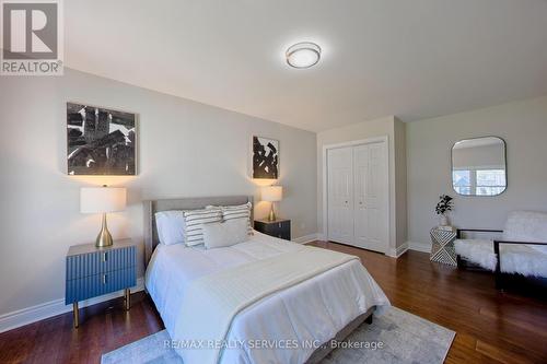 1727 Hollow Oak Terrace, Mississauga, ON - Indoor Photo Showing Bedroom