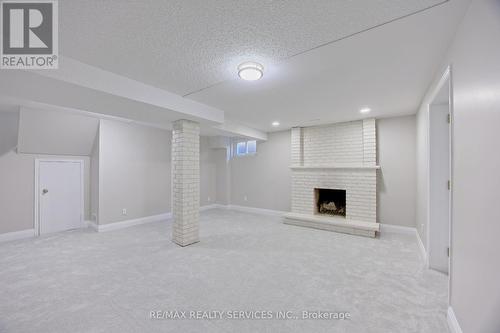 1727 Hollow Oak Terrace, Mississauga, ON - Indoor Photo Showing Basement