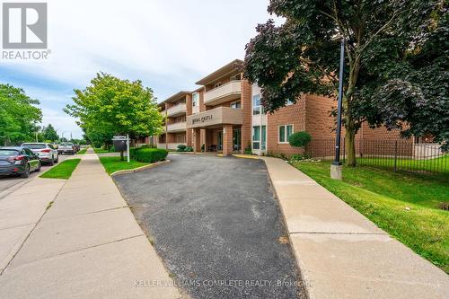 212 - 416 Limeridge Road E, Hamilton, ON - Outdoor