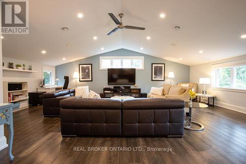 263 Riverbank Drive, Cambridge, ON - Indoor Photo Showing Living Room With Fireplace