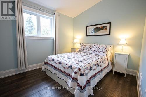 263 Riverbank Drive, Cambridge, ON - Indoor Photo Showing Bedroom