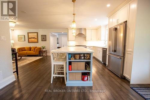 263 Riverbank Drive, Cambridge, ON - Indoor Photo Showing Kitchen