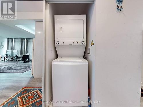 3209 - 121 Mcmahon Drive, Toronto, ON - Indoor Photo Showing Laundry Room