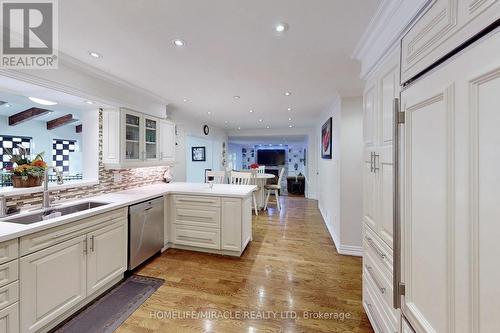 4289 Bronte Road, Oakville, ON - Indoor Photo Showing Kitchen