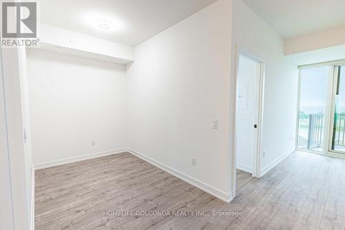 809 - 220 Missinnihe Way, Mississauga, ON - Indoor Photo Showing Other Room