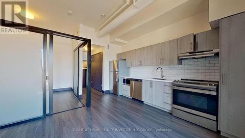 306 - 121 King Street E, Hamilton, ON - Indoor Photo Showing Kitchen