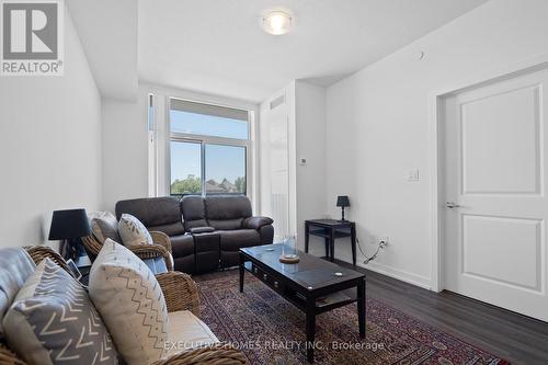 310 - 450 Dundas Street E, Hamilton, ON - Indoor Photo Showing Living Room