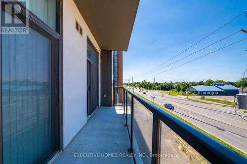 310 - 450 Dundas Street E, Hamilton, ON - Outdoor With Balcony