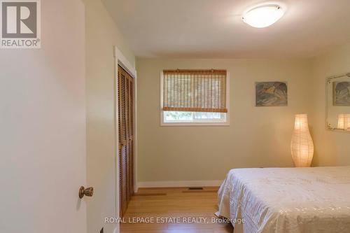 478 Bruce Rd 9, South Bruce Peninsula, ON - Indoor Photo Showing Bedroom