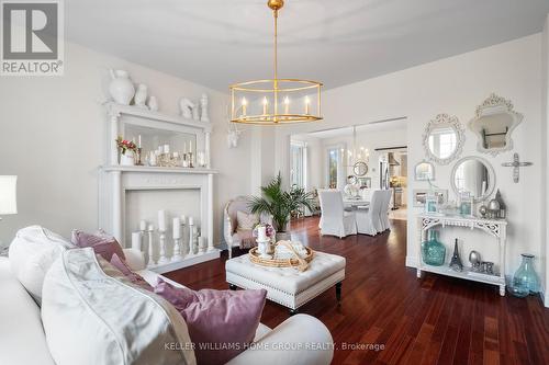 125 Crewson Court, Erin, ON - Indoor Photo Showing Living Room With Fireplace