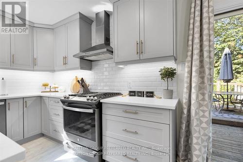 123 Kimberley Avenue, London, ON - Indoor Photo Showing Kitchen With Upgraded Kitchen