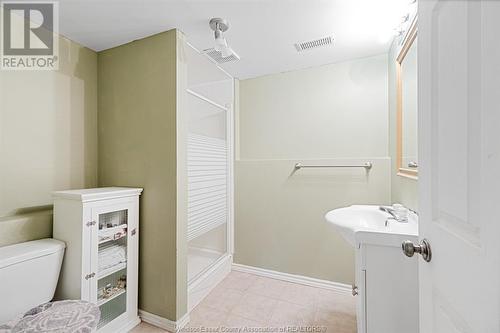 1428 Fuller, Windsor, ON - Indoor Photo Showing Bathroom