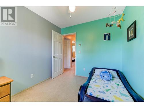 1471 Inkar Road Unit# 6, Kelowna, BC - Indoor Photo Showing Bedroom