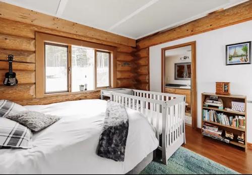 188 Longview Place, Osoyoos, BC - Indoor Photo Showing Bedroom