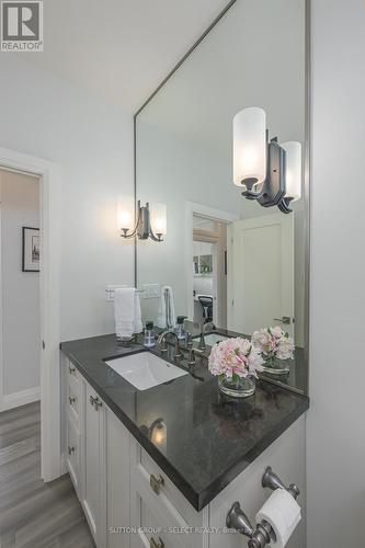 231 Pebblecreek Walk, London, ON - Indoor Photo Showing Bathroom