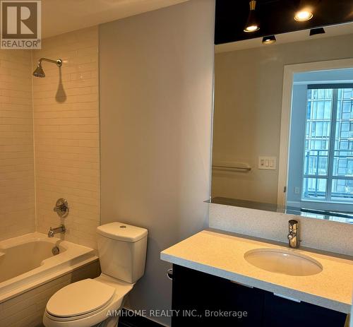3806 - 21 Widmer Street, Toronto C01, ON - Indoor Photo Showing Bathroom