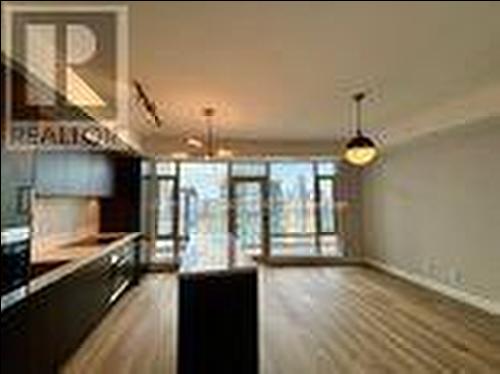 3806 - 21 Widmer Street, Toronto, ON - Indoor Photo Showing Kitchen