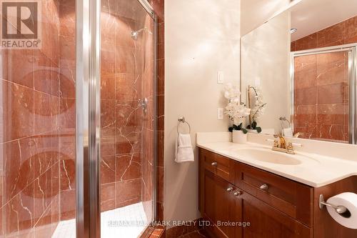 223 - 35 Boardwalk Drive, Toronto, ON - Indoor Photo Showing Bathroom