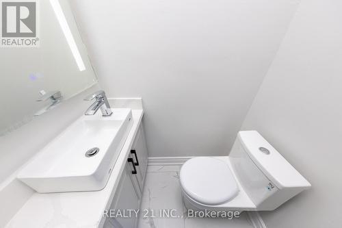 40 Greenock Avenue, Toronto, ON - Indoor Photo Showing Bathroom