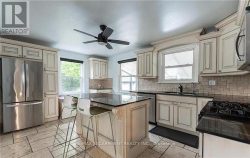 298 Dewitt Road, Hamilton, ON - Indoor Photo Showing Kitchen