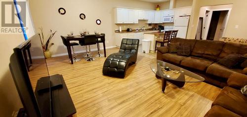 1708 & 1710 84 Avenue, Dawson Creek, BC - Indoor Photo Showing Living Room