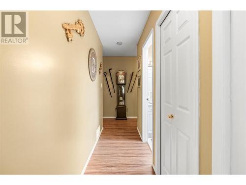 504 5 Street Lot# 27-72, Vernon, BC - Indoor Photo Showing Other Room