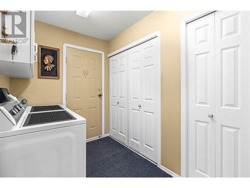 504 5 Street Lot# 27-72, Vernon, BC - Indoor Photo Showing Laundry Room