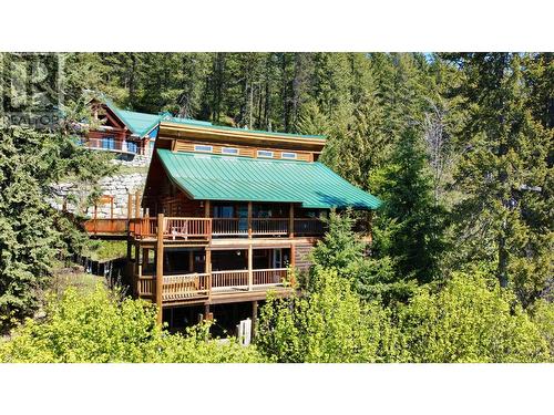 2075 Kirkup Avenue, Rossland, BC - Outdoor